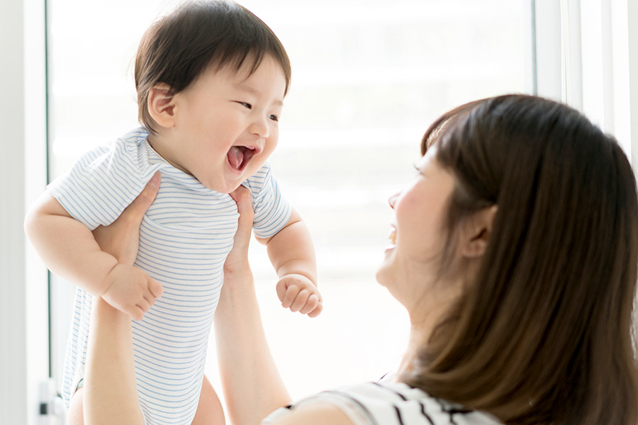 お子様の歯を
虫歯から守る方法